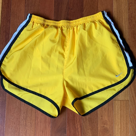 Nike Pants - Nike Dri-fit shorts Medium